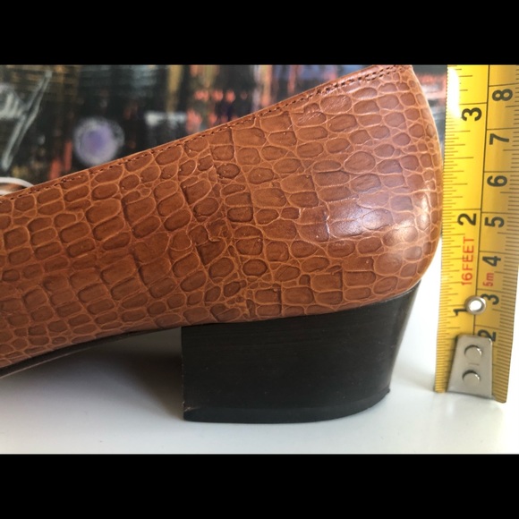 Salvatore Ferragamo Pumps - Picture 10 of 12